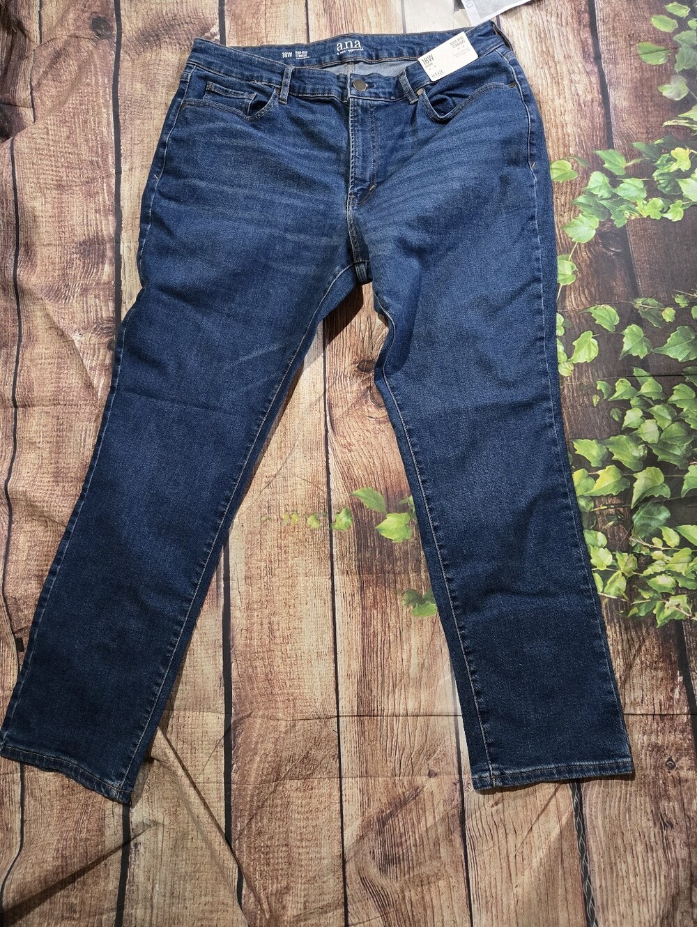a.n.a High-Rise Straight Leg Jeans in Dark Blue Denim